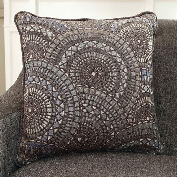 CM6096 PILLOW 2